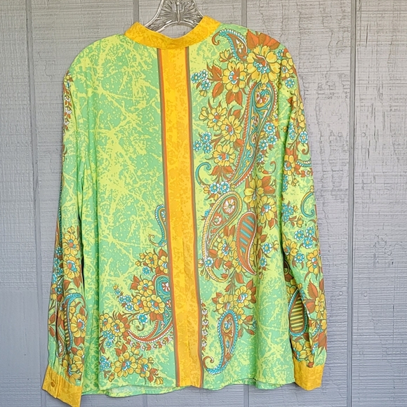 Bob Mackie Paisley Floral Boho Dopamine Button-Down Long-Sleeve Shirt. Size M - Picture 2 of 5